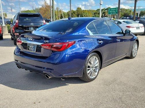 2023 INFINITI Q50 LUXE