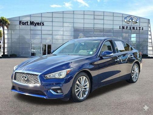 2023 INFINITI Q50 LUXE