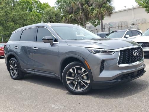 2025 INFINITI QX60 LUXE
