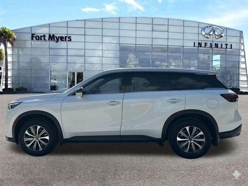 Radiant White 2027 INFINITI QX60 Pure