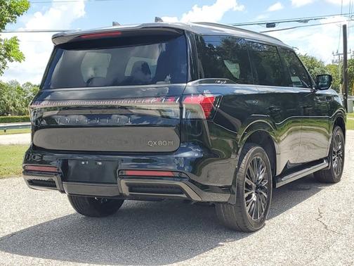2025 INFINITI QX80 AUTOGRAPH