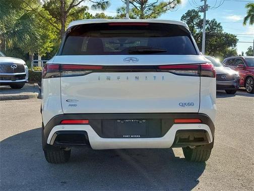 2025 INFINITI QX60 Pure
