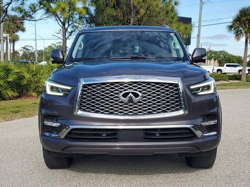 2022 INFINITI QX80 Luxe