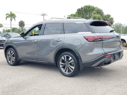 2025 INFINITI QX60 LUXE