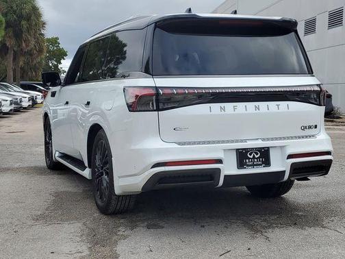 2026 INFINITI QX80 AUTOGRAPH