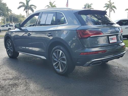 2022 Audi Q5 45 S line quattro Premium