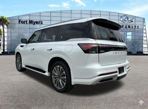 Radiant White 2026 INFINITI QX80 Luxe