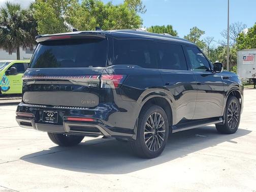 2025 INFINITI QX80 AUTOGRAPH