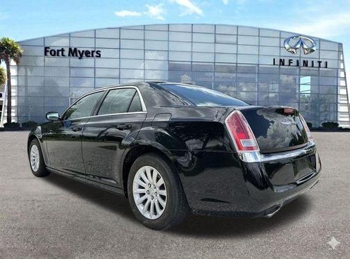 Gloss Black 2014 Chrysler 300 Base