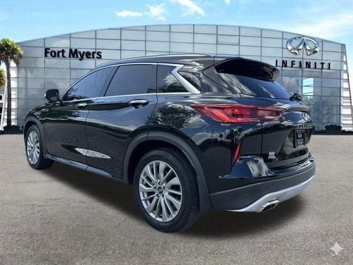 2023 INFINITI QX50 Luxe
