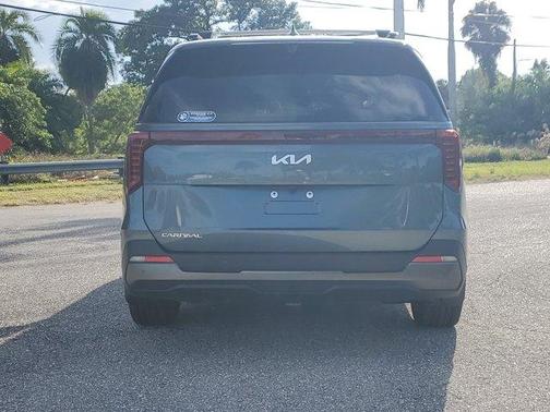 2025 Kia Carnival SX Prestige