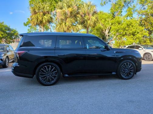 2025 INFINITI QX80 AUTOGRAPH