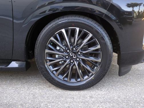 2025 INFINITI QX80 AUTOGRAPH