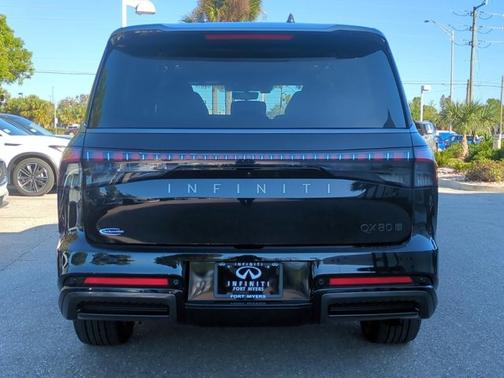 2025 INFINITI QX80 AUTOGRAPH