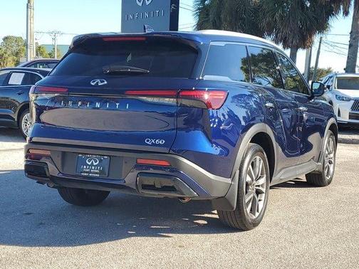 2025 INFINITI QX60 Luxe