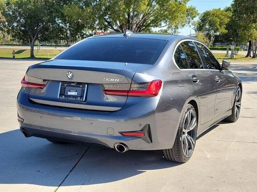 2021 BMW 330 i