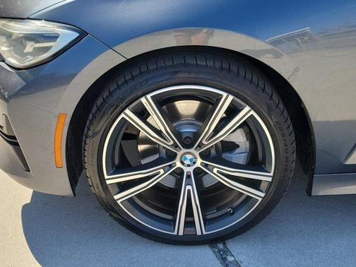 2021 BMW 330 i