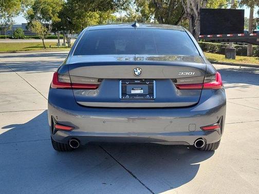 2021 BMW 330 i