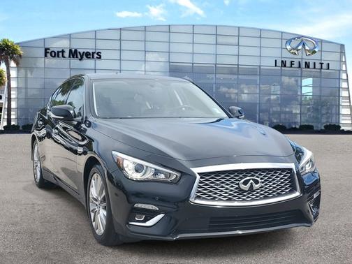 2022 INFINITI Q50 LUXE
