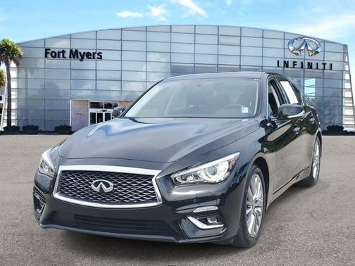 2022 INFINITI Q50 LUXE