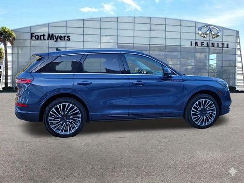 2022 Lincoln Corsair Grand Touring