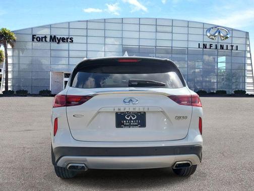 2023 INFINITI QX50 Luxe