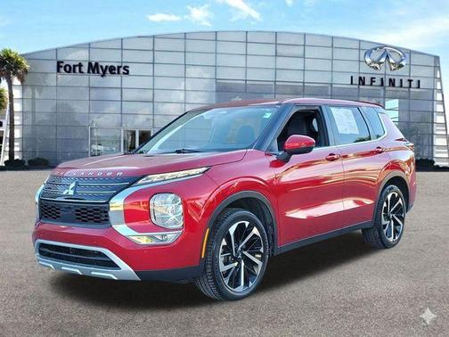2023 Mitsubishi Outlander SE