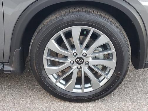 2025 INFINITI QX50 Luxe