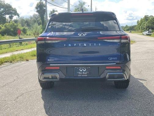 2022 INFINITI QX60 Luxe