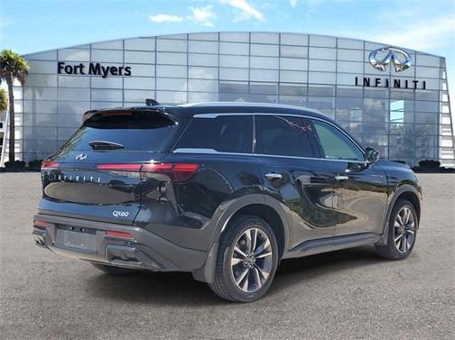 2024 INFINITI QX60 Luxe