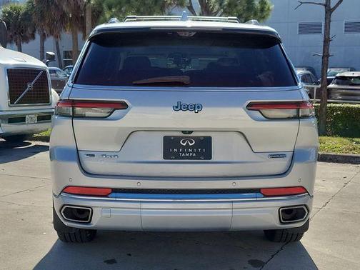 2022 Jeep Grand Cherokee L Overland