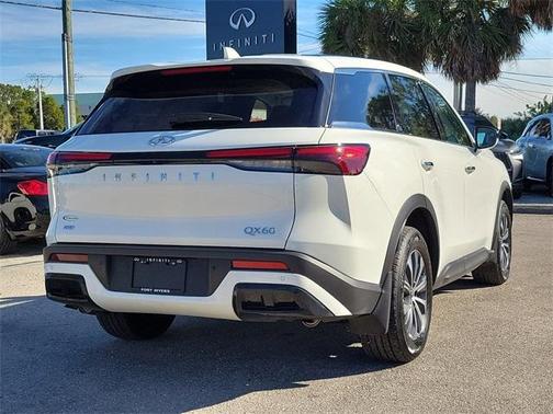 2025 INFINITI QX60 Pure