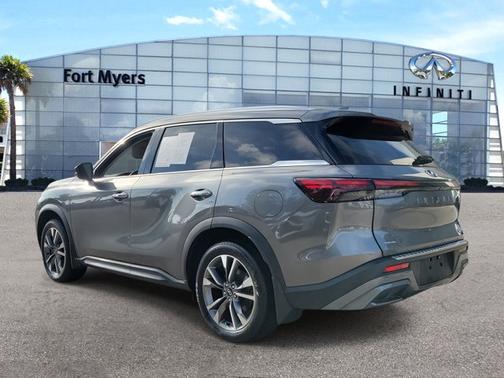 2022 INFINITI QX60 Luxe