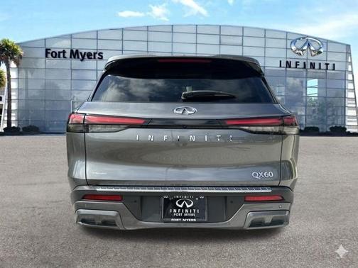 2022 INFINITI QX60 Luxe