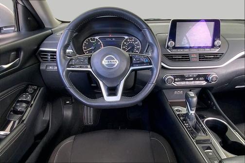Brilliant Silver Metallic 2020 Nissan Altima 2.5 SV