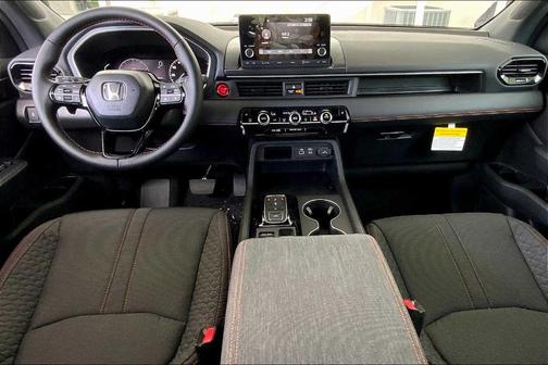 2025 Honda Pilot Sport