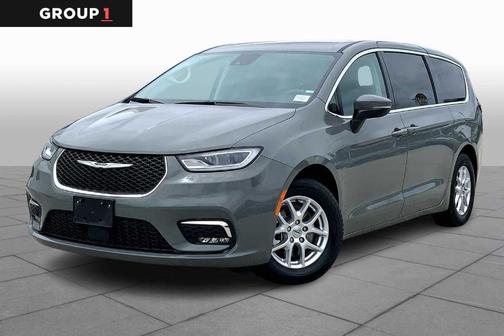 2023 Chrysler Pacifica Touring-L