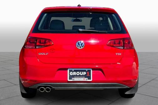 2015 Volkswagen Golf TDI S 4-Door
