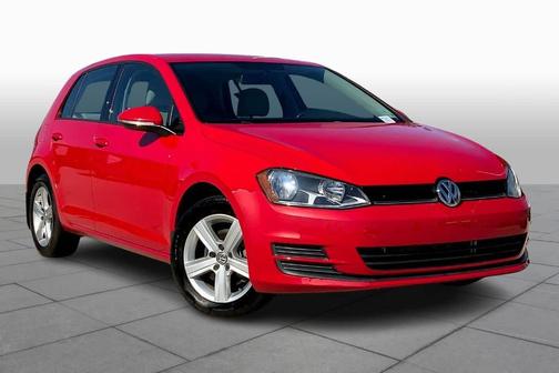 2015 Volkswagen Golf TDI S 4-Door