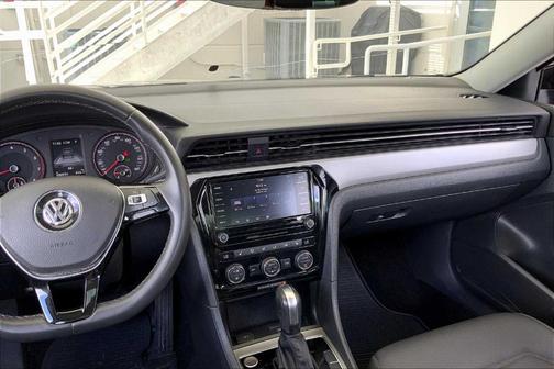 2021 Volkswagen Passat 2.0T SE
