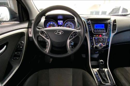 2016 Hyundai Elantra GT Base