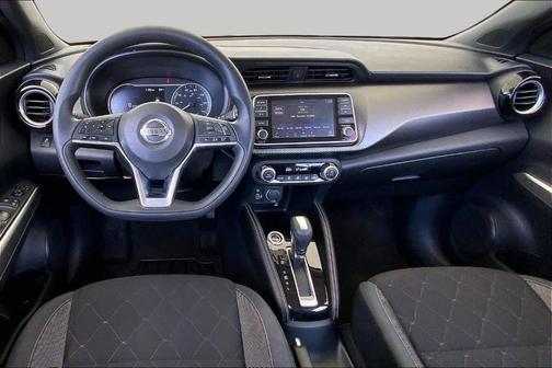 Deep Blue Pearl 2019 Nissan Kicks SV