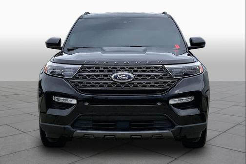 Agate Black Metallic 2024 Ford Explorer XLT