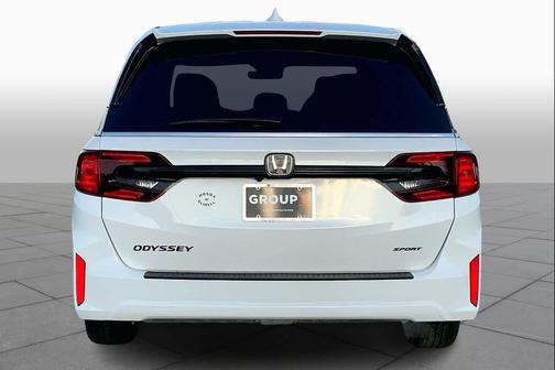 Platinum White Pearl 2026 Honda Odyssey Sport-L
