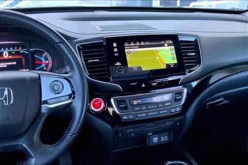 2022 Honda Pilot Touring 7-Passenger