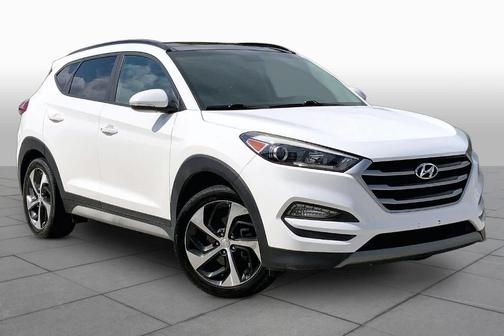 Dazzling White 2018 Hyundai TUCSON Value
