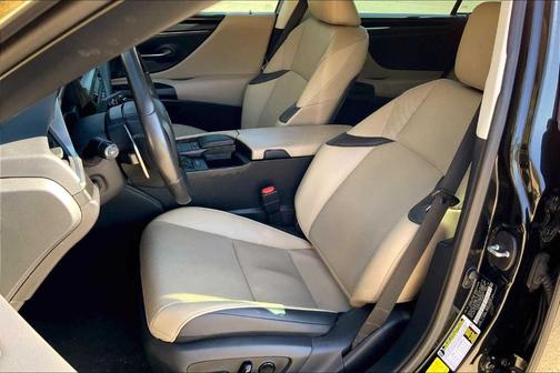 2021 Lexus ES 350 Base