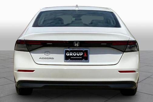Platinum White Pearl 2023 Honda Accord LX
