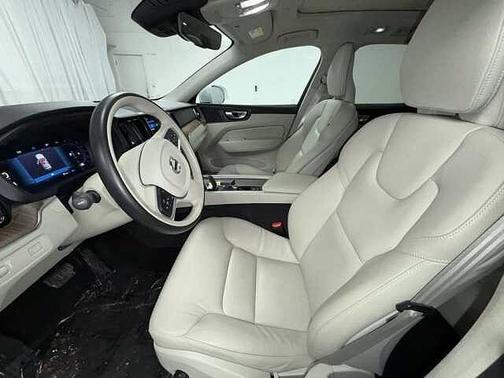 2022 Volvo XC60 