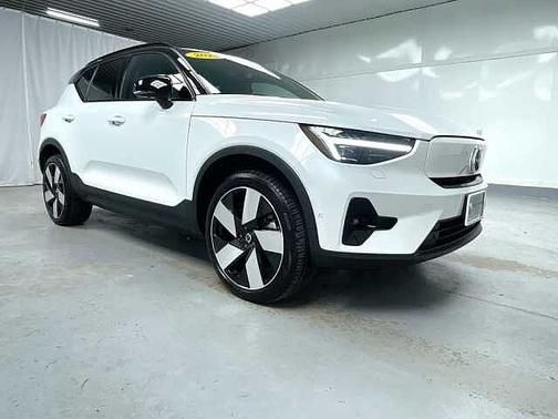 2023 Volvo XC40 Ultimate